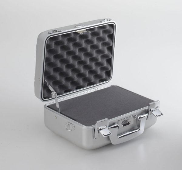 Small Aluminum Camera Case - Cambridge Luggage